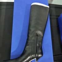 WeFashion Stuart Weitzman Sample Sale