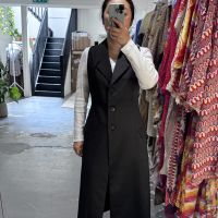 Oldstrom Pop-Up Sample Sale