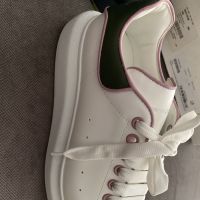 Alexander McQueen Sample Sale