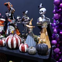 American Christmas Holiday Decoration Warehouse Sample Sale