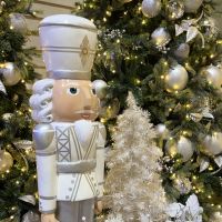 American Christmas Holiday Decoration Warehouse Sample Sale