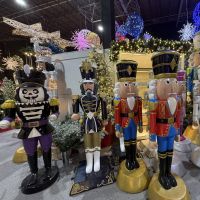 American Christmas Holiday Decoration Warehouse Sample Sale