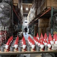 American Christmas Holiday Decoration Warehouse Sample Sale