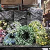 American Christmas Holiday Decoration Warehouse Sample Sale